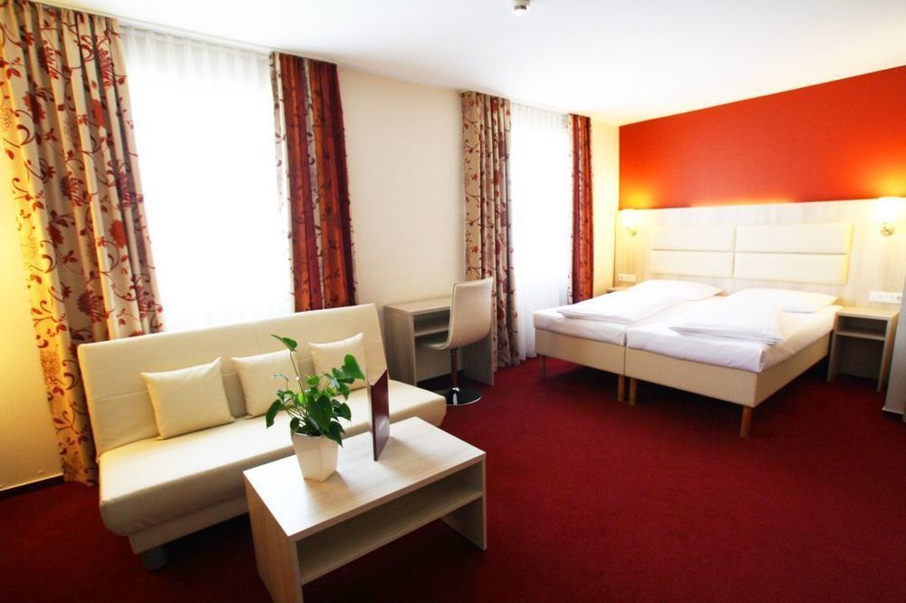 Hotel Roedelheimer Hof - Am Wasserturm Frankfurt am Main Eksteriør bilde