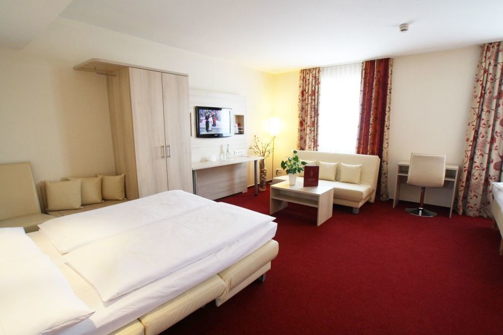 Hotel Roedelheimer Hof - Am Wasserturm Frankfurt am Main Eksteriør bilde