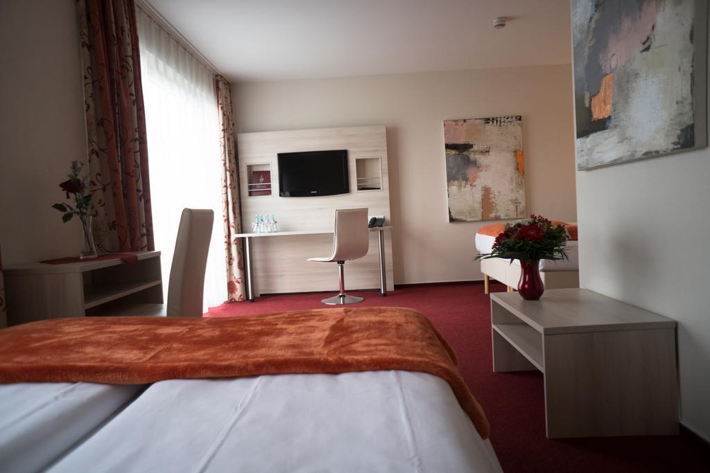 Hotel Roedelheimer Hof - Am Wasserturm Frankfurt am Main Rom bilde