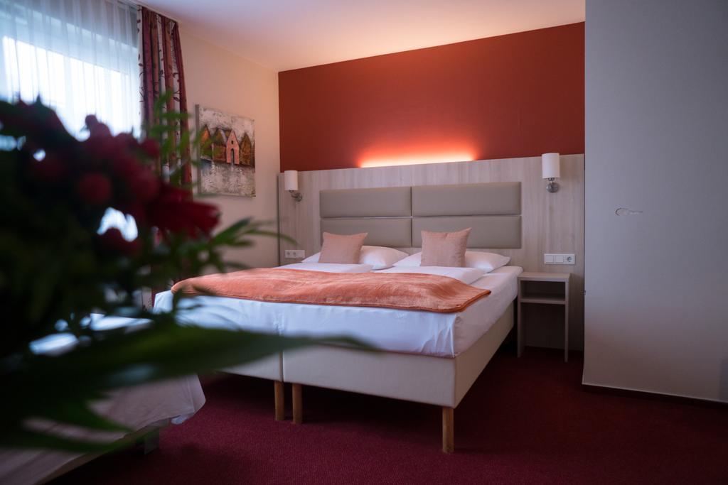 Hotel Roedelheimer Hof - Am Wasserturm Frankfurt am Main Rom bilde