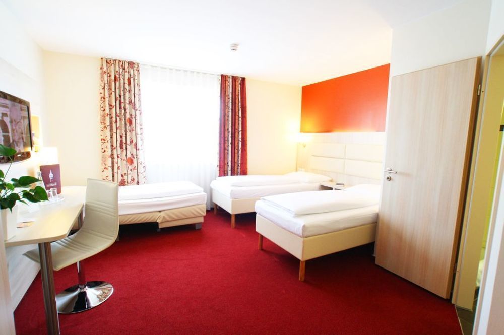 Hotel Roedelheimer Hof - Am Wasserturm Frankfurt am Main Eksteriør bilde