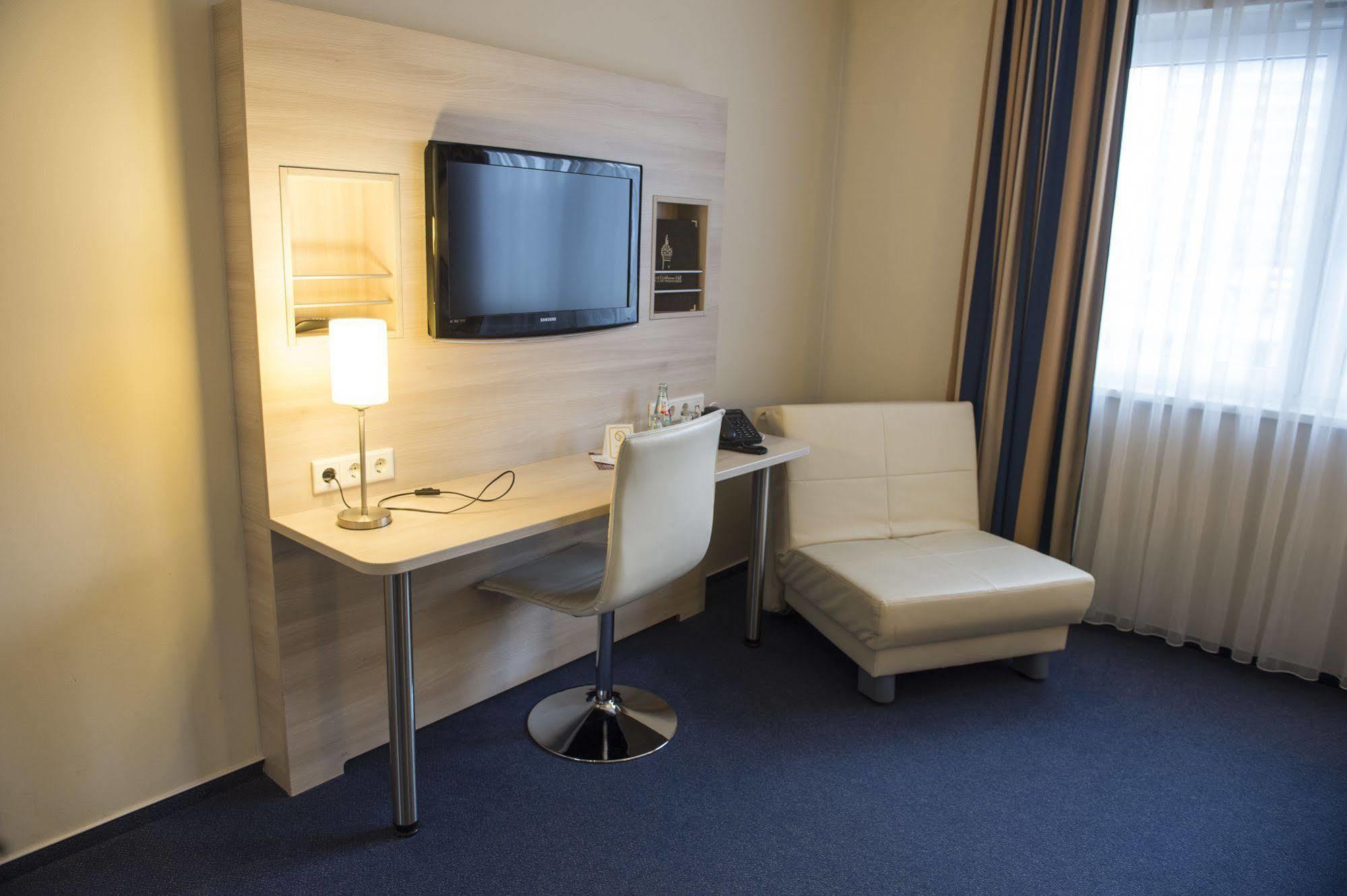 Hotel Roedelheimer Hof - Am Wasserturm Frankfurt am Main Eksteriør bilde